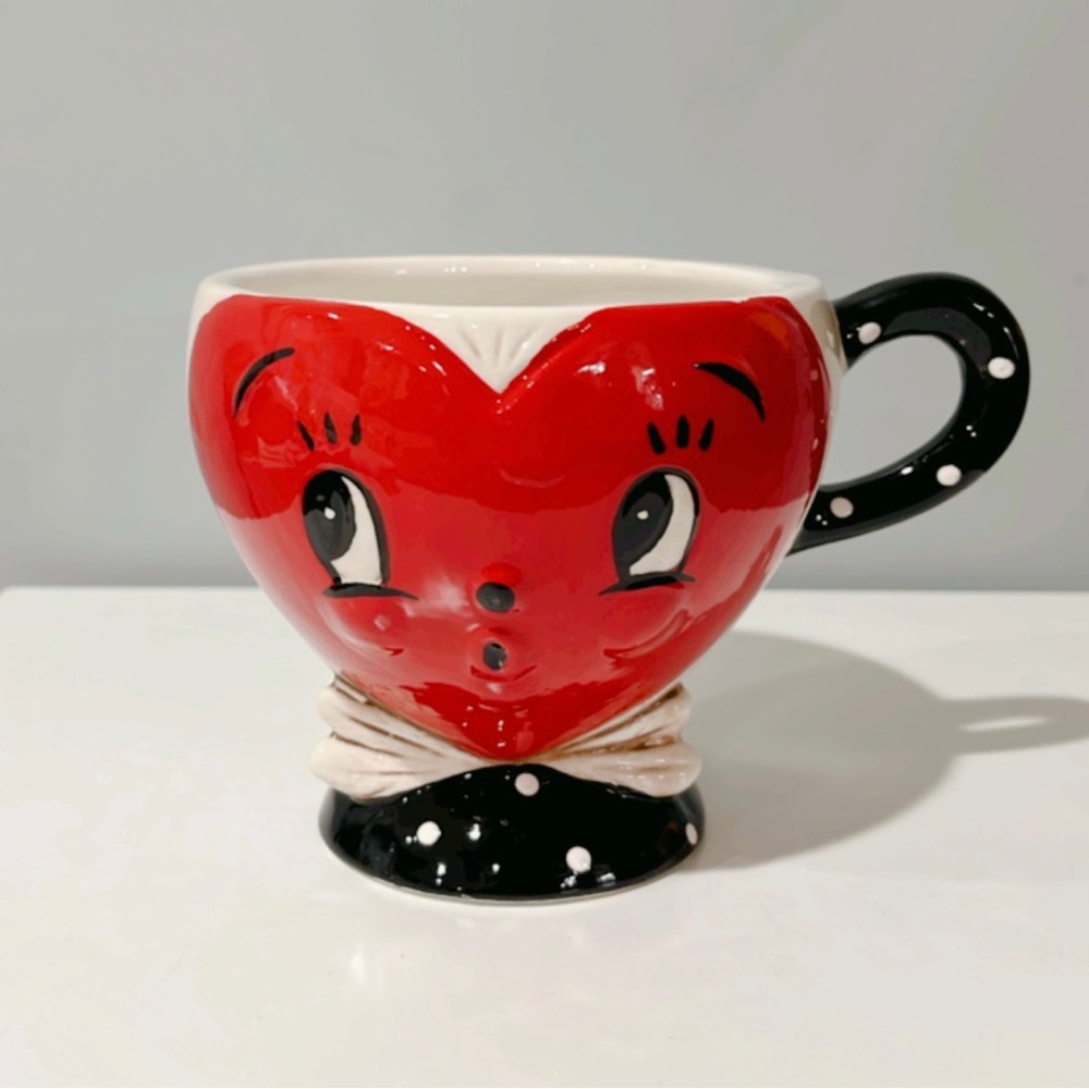 NEW - Johanna Parker Heart Valentine's Day Mug ❤️🤍